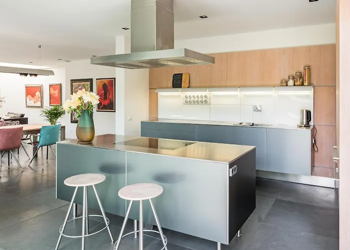 Red Cedar ヴィラ ベルゲン